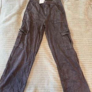 Women’s Gray Cargo Pants (Jeggings)